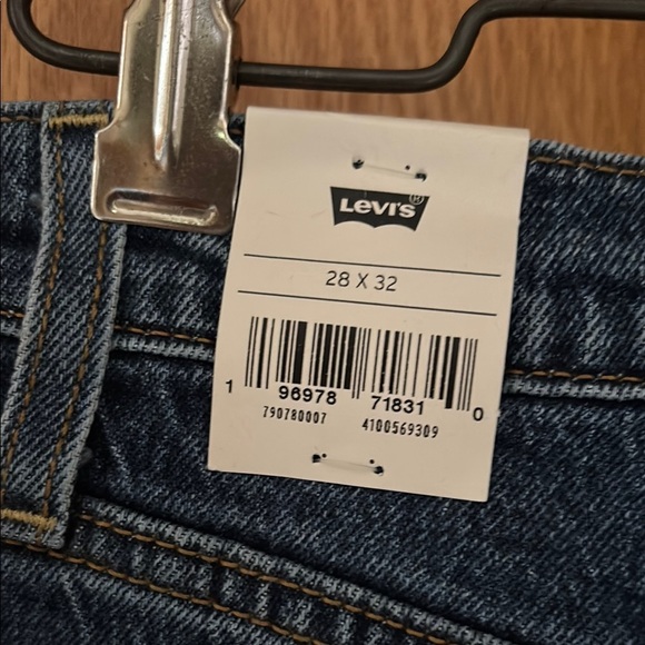 NWT Levi's Women's Ribcage Straight Leg Jeans - Deep Indigo - Picture 5 of 7